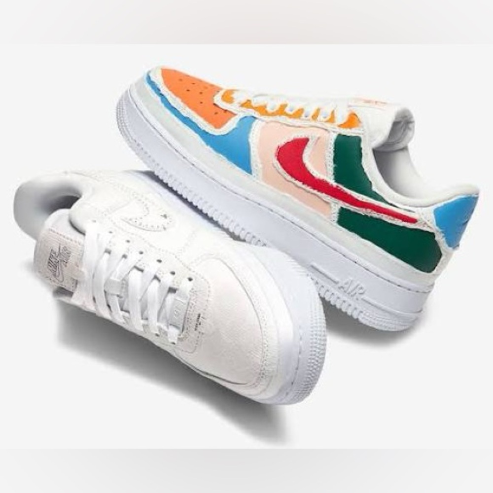 Nike Multicolor Sneakers with Red and Green Accents